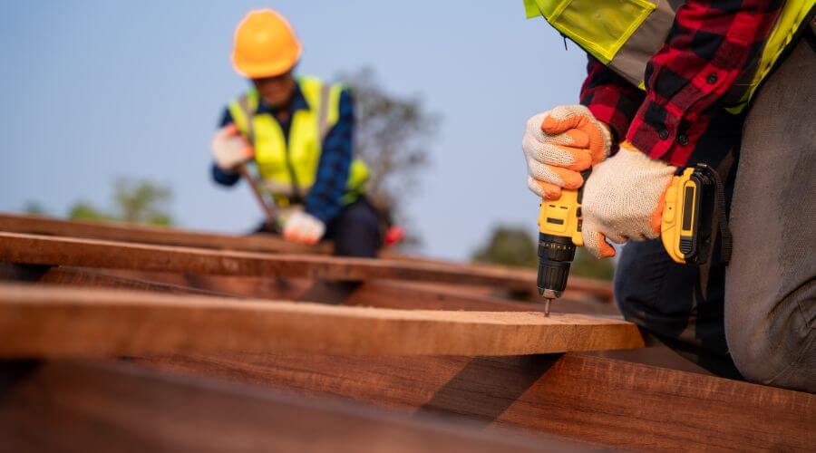 Expert Emergency Roof Repairs services in Hampton, NY